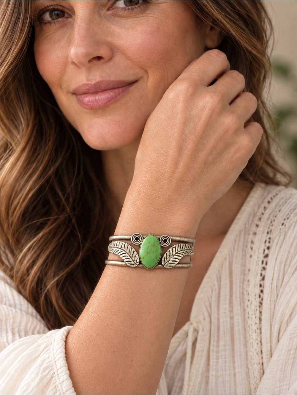 ✨ Green Turquoise Leaf Cuff Bracelet ✨
